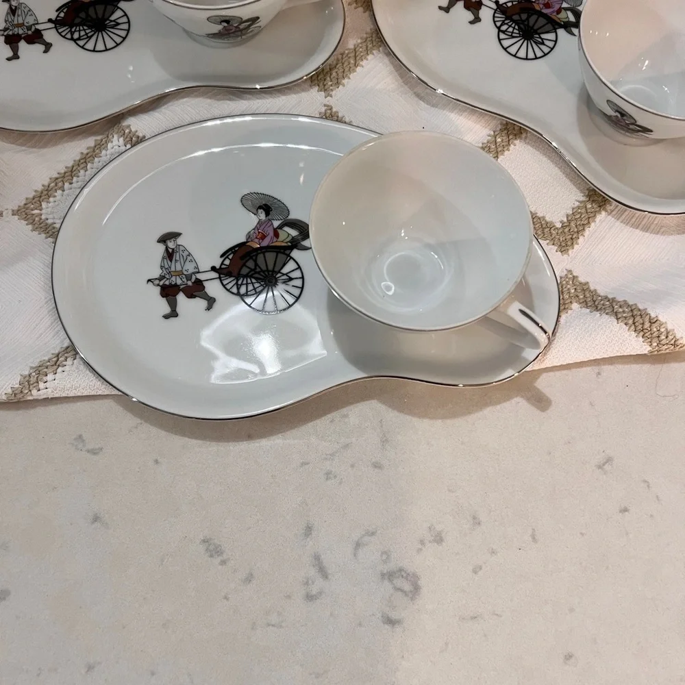 Arita Snack plates and tea cup Pattern name Rikisha Set of 5 Vintage
